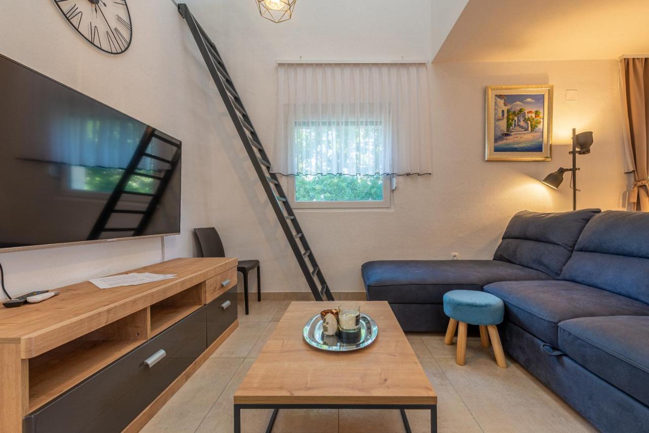 Villa Zora, Starigrad Paklenica, Seline Dış mekan fotoğraf
